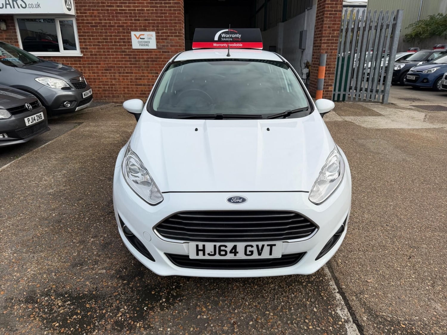 [ berth ]Ford Fiesta