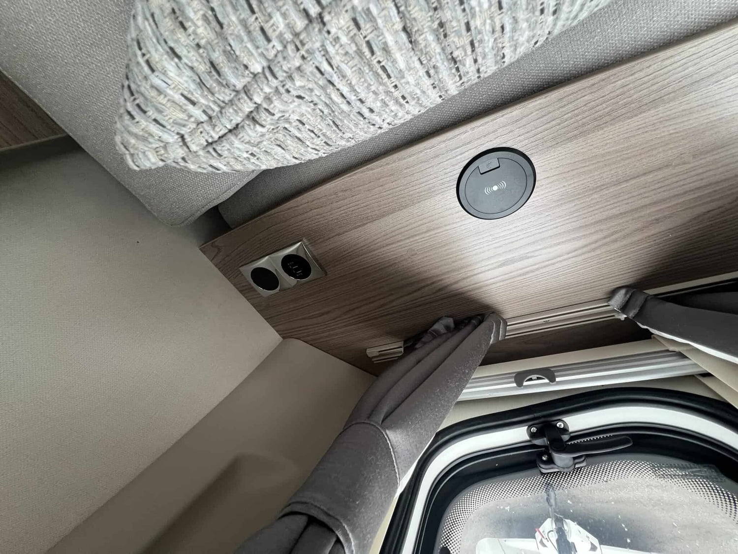Swift Challenger 560 2026 - Motorhomes & Caravans