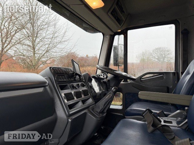 PRB  Iveco Horsebox - Trailers & Horseboxes in Banbury