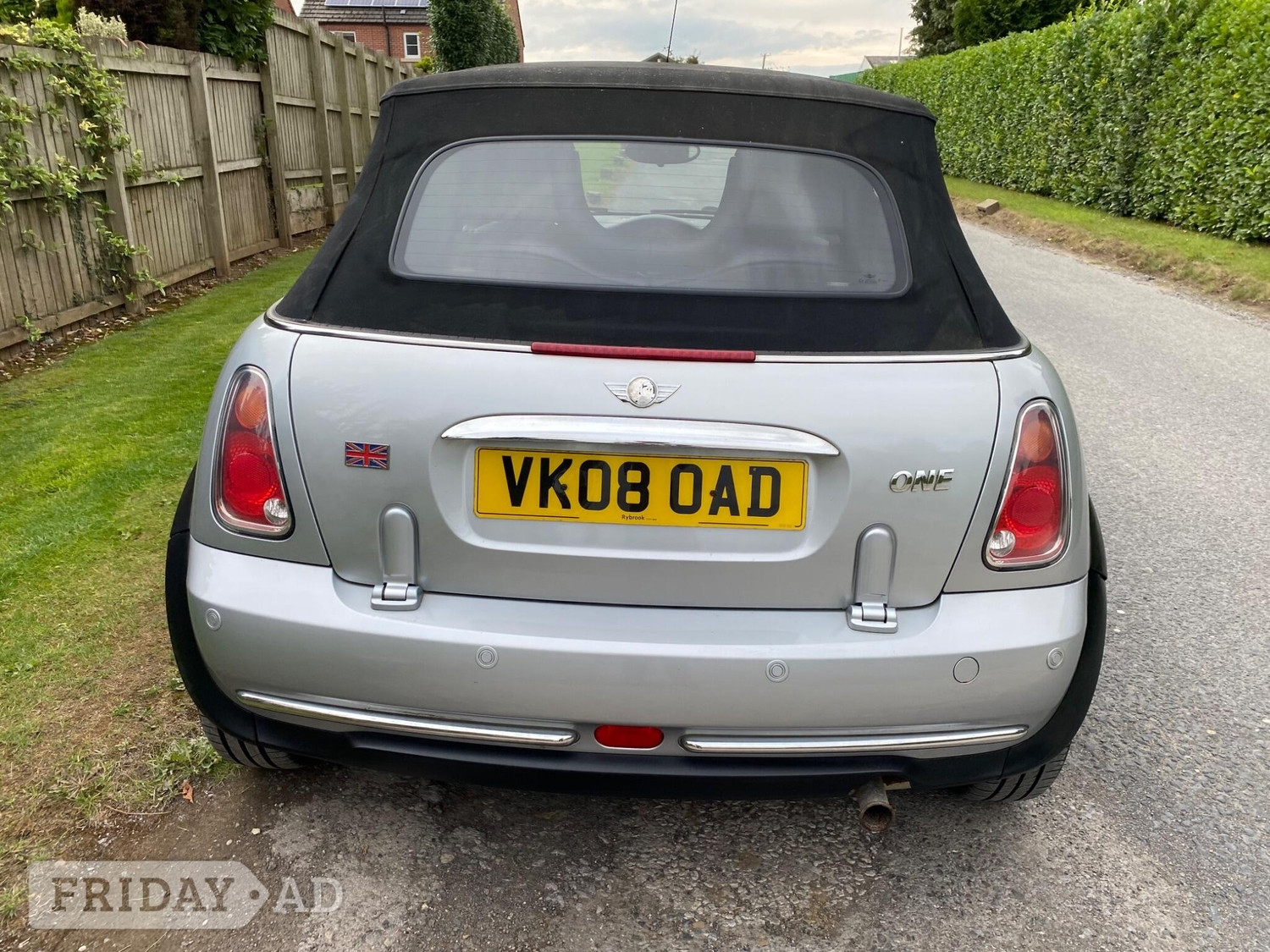 Mini Convertible 2008 - Cars