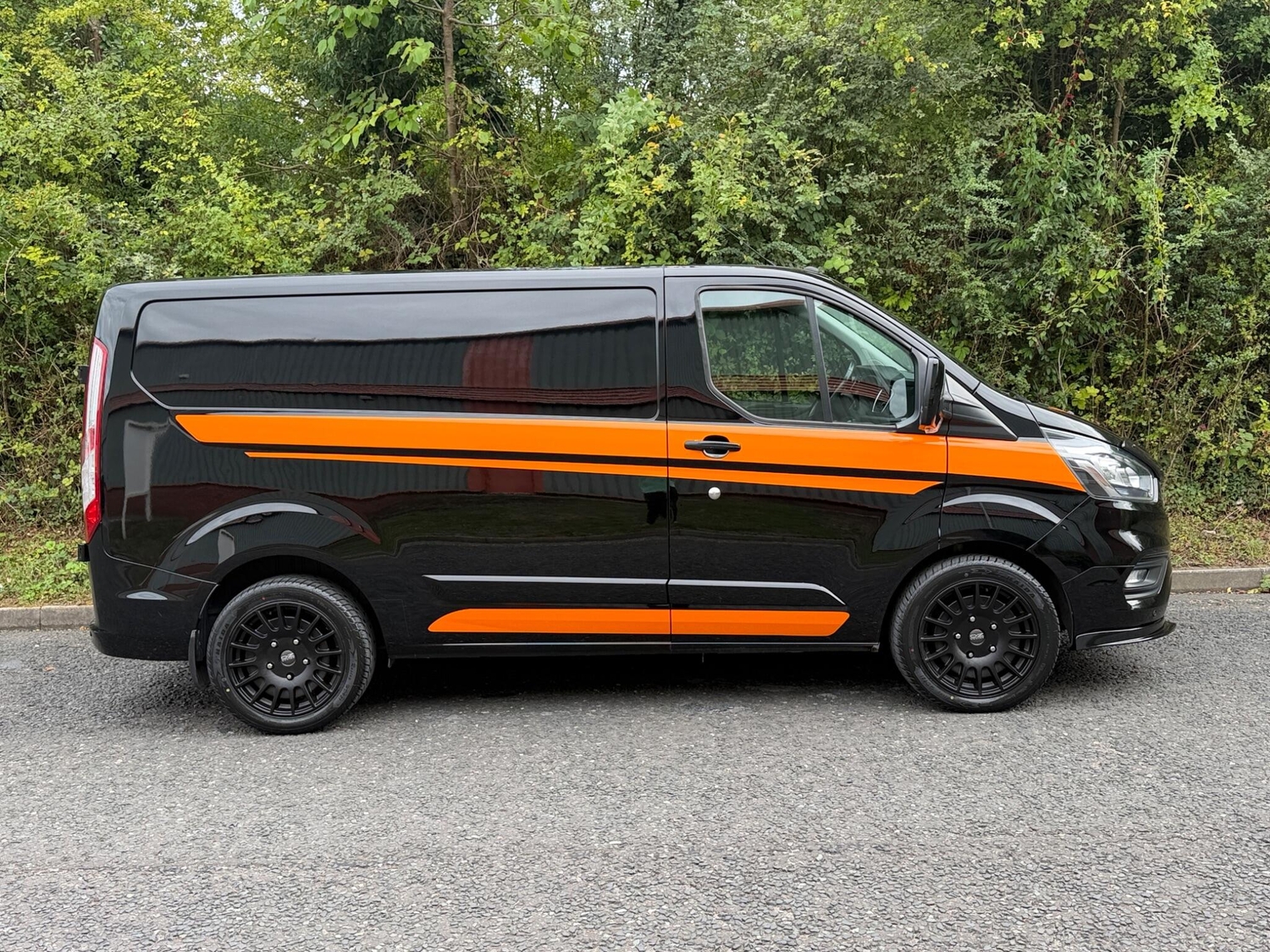 Ford Transit Custom 2019 - Vans & Commercial Vehicles in Mansfield