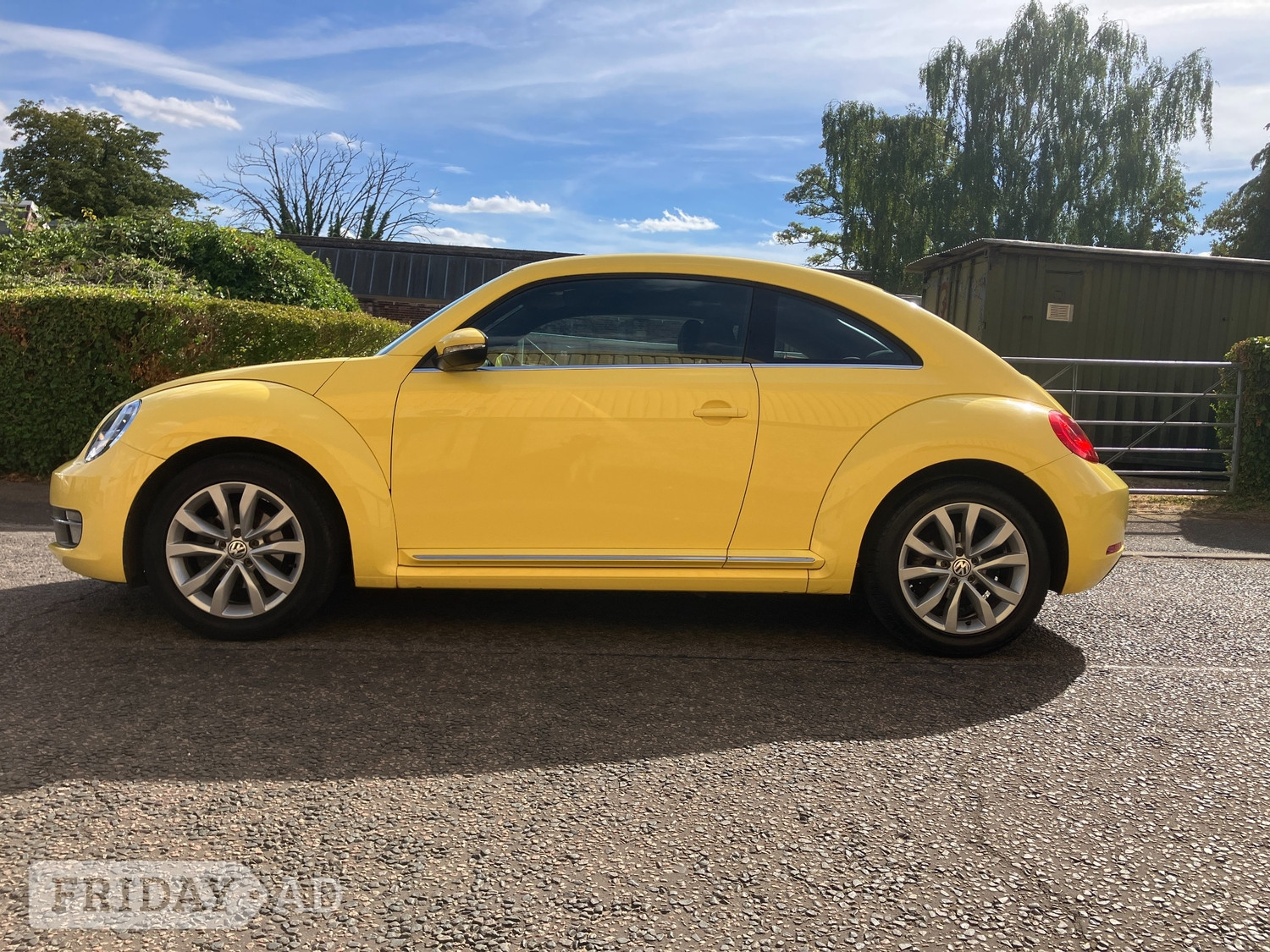 Volkswagen Beetle 2013 - Cars in Ashbourne