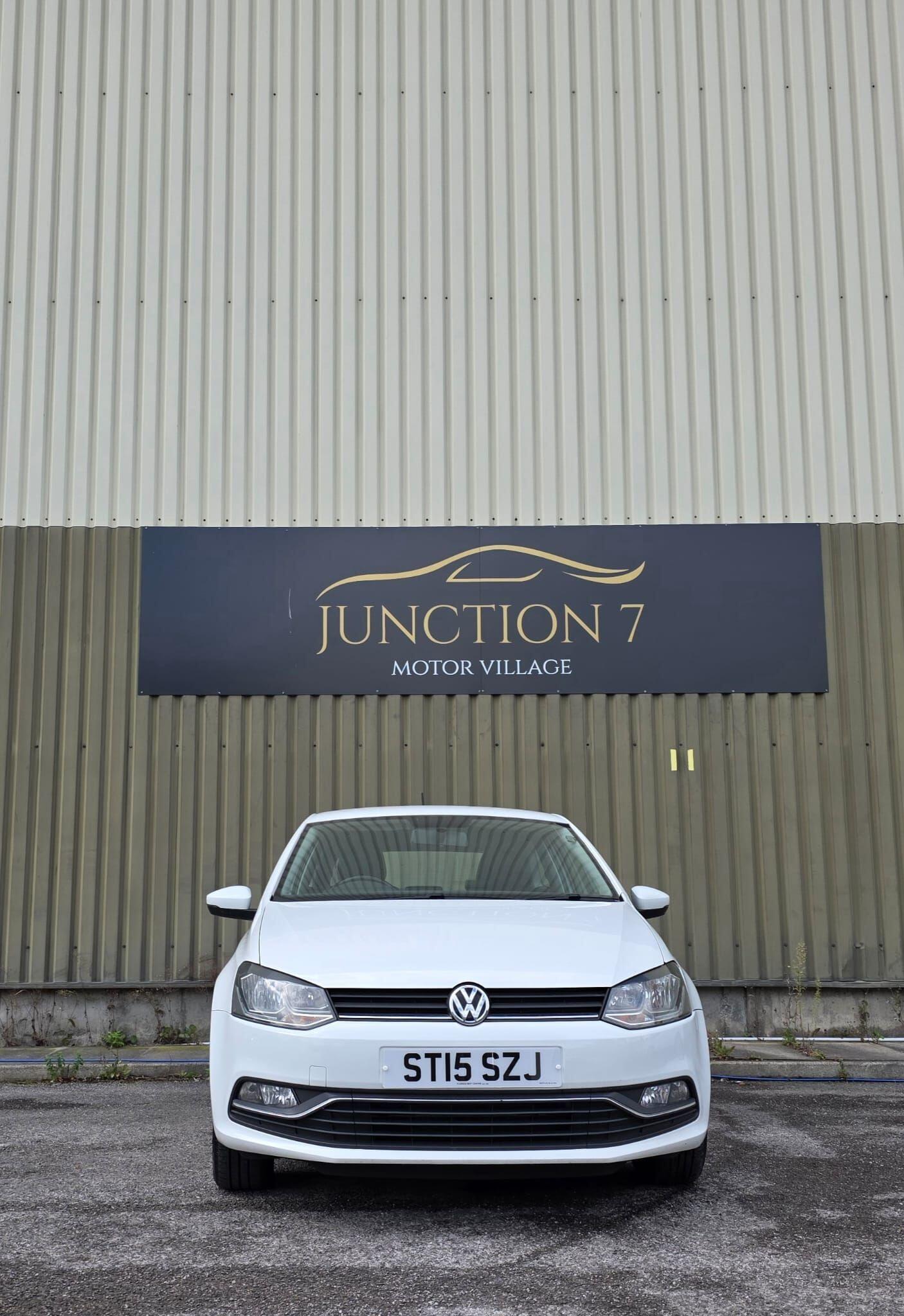 Volkswagen Polo 2015 - Cars in Accrington