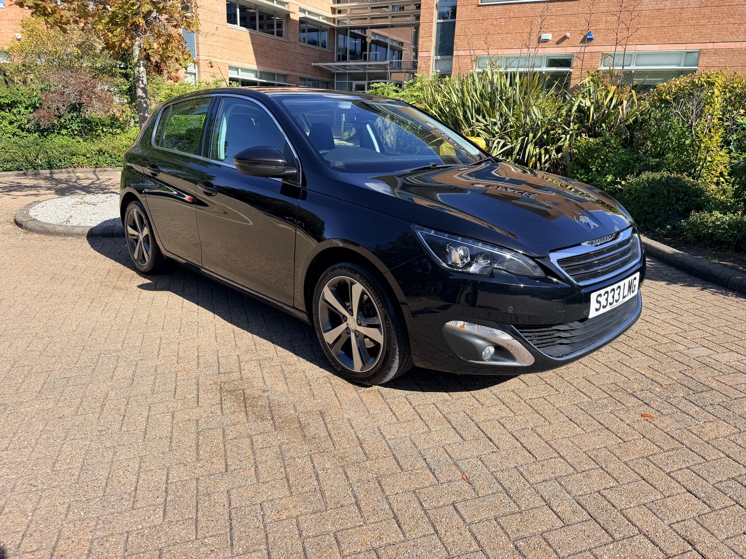 Peugeot 308 2017 - Cars in Fareham