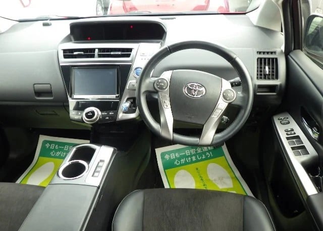 Toyota Prius+ 2014 - Cars