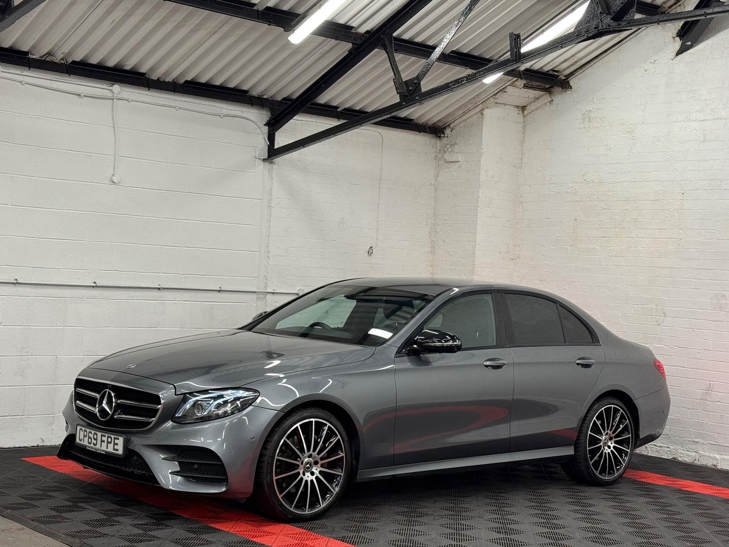 Mercedes-Benz E Class 2020 - Cars