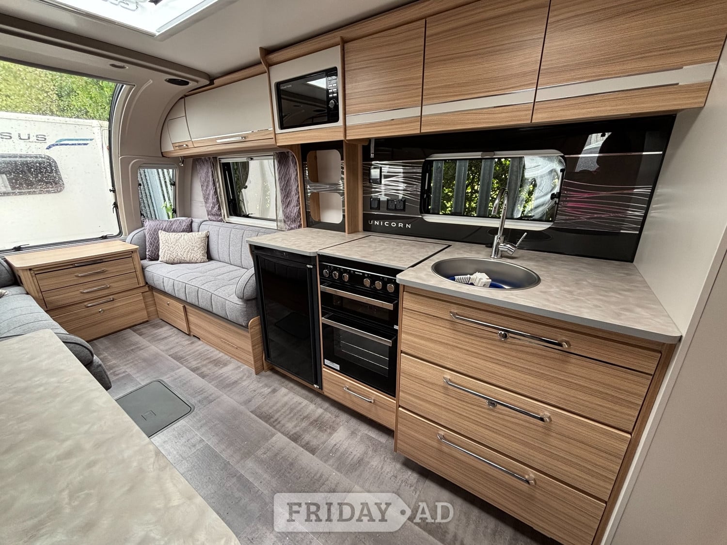 Bailey Unicorn Seville 2024 - Motorhomes & Caravans