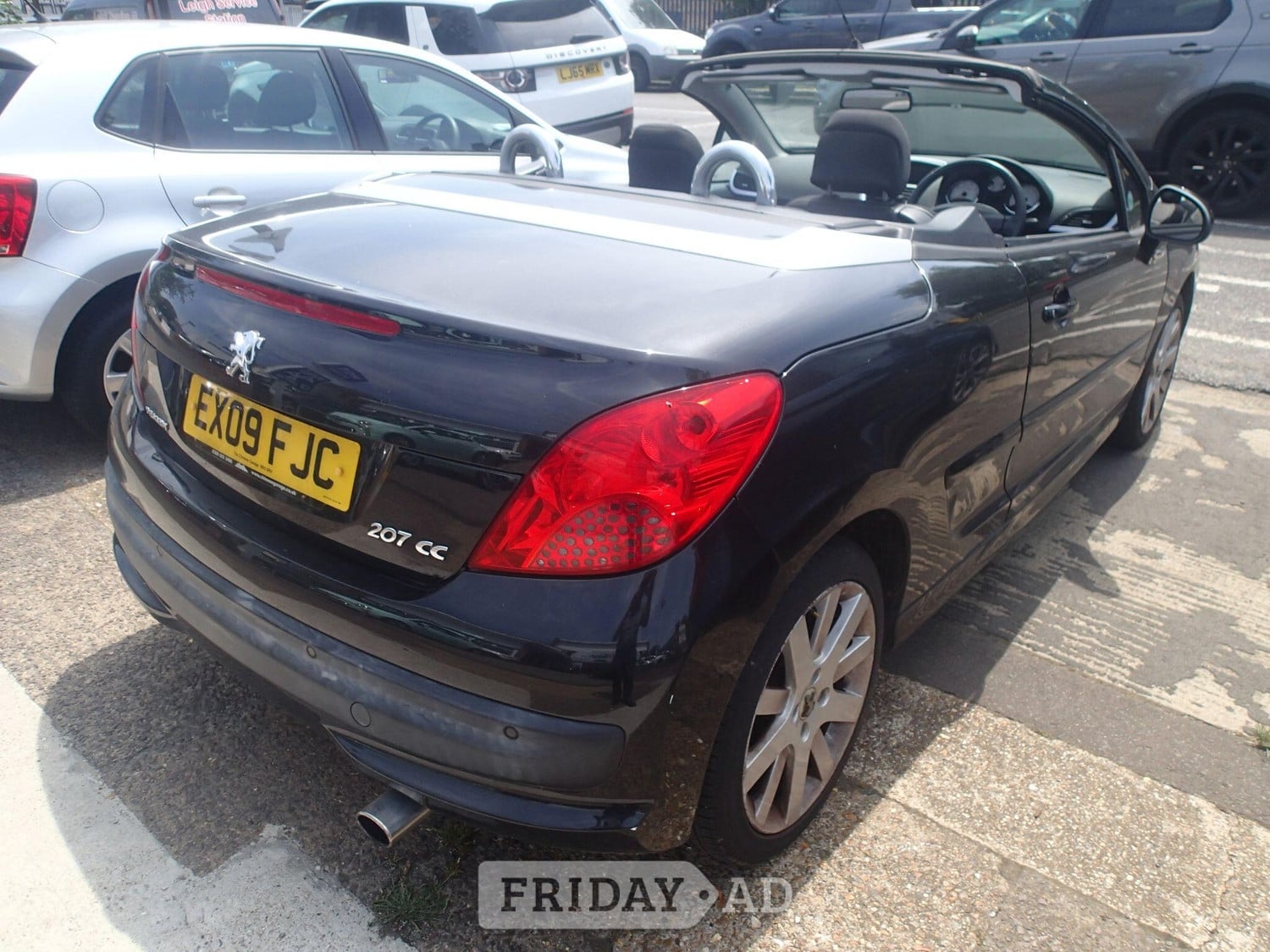 Peugeot 207 CC 2009 - Cars in Leigh-On-Sea