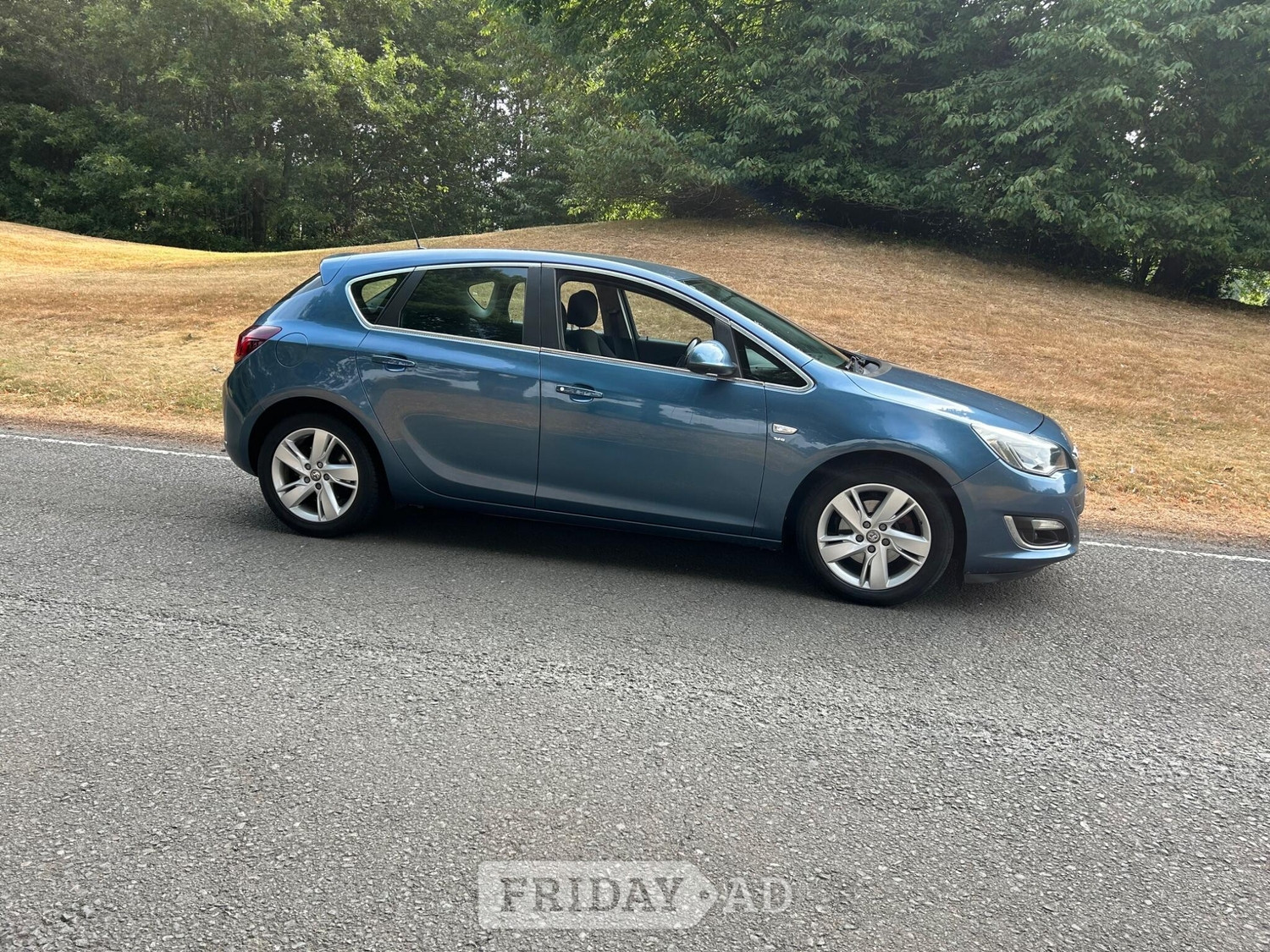 Vauxhall Astra 2015 - Cars