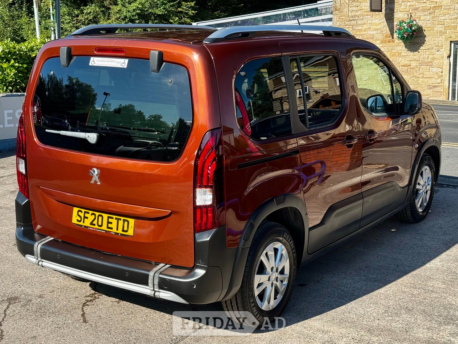 Peugeot Rifter 2020 - Cars