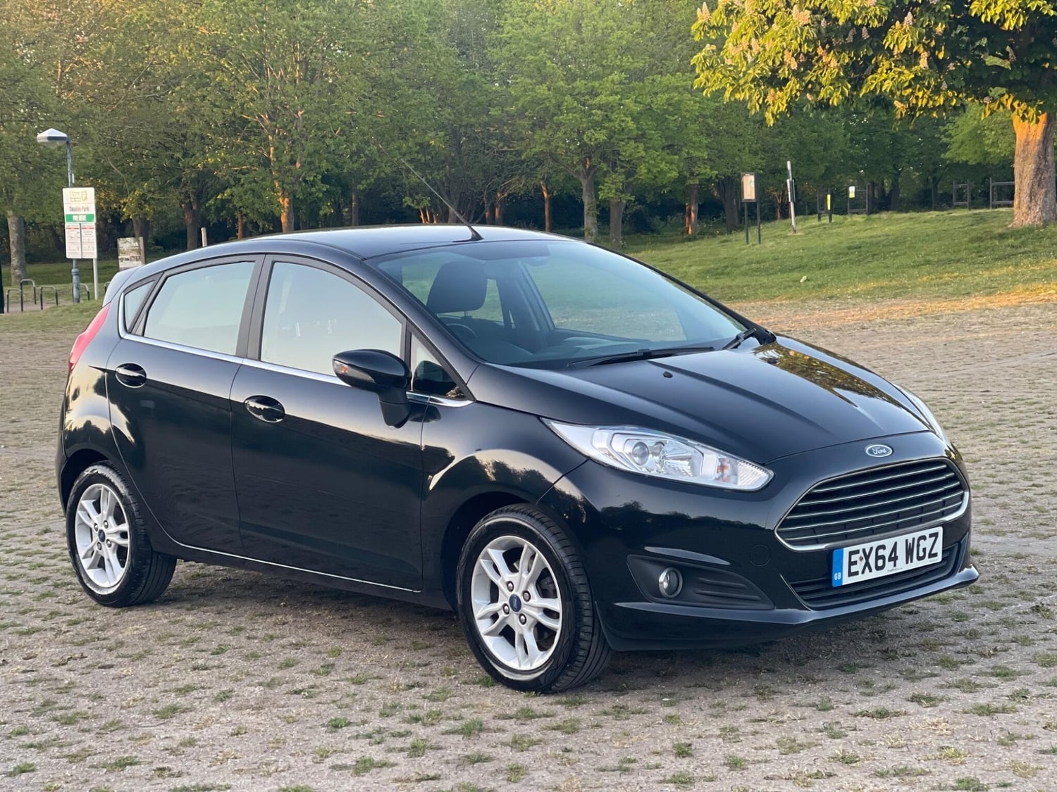 Ford Fiesta 2014 - Cars in Swanley