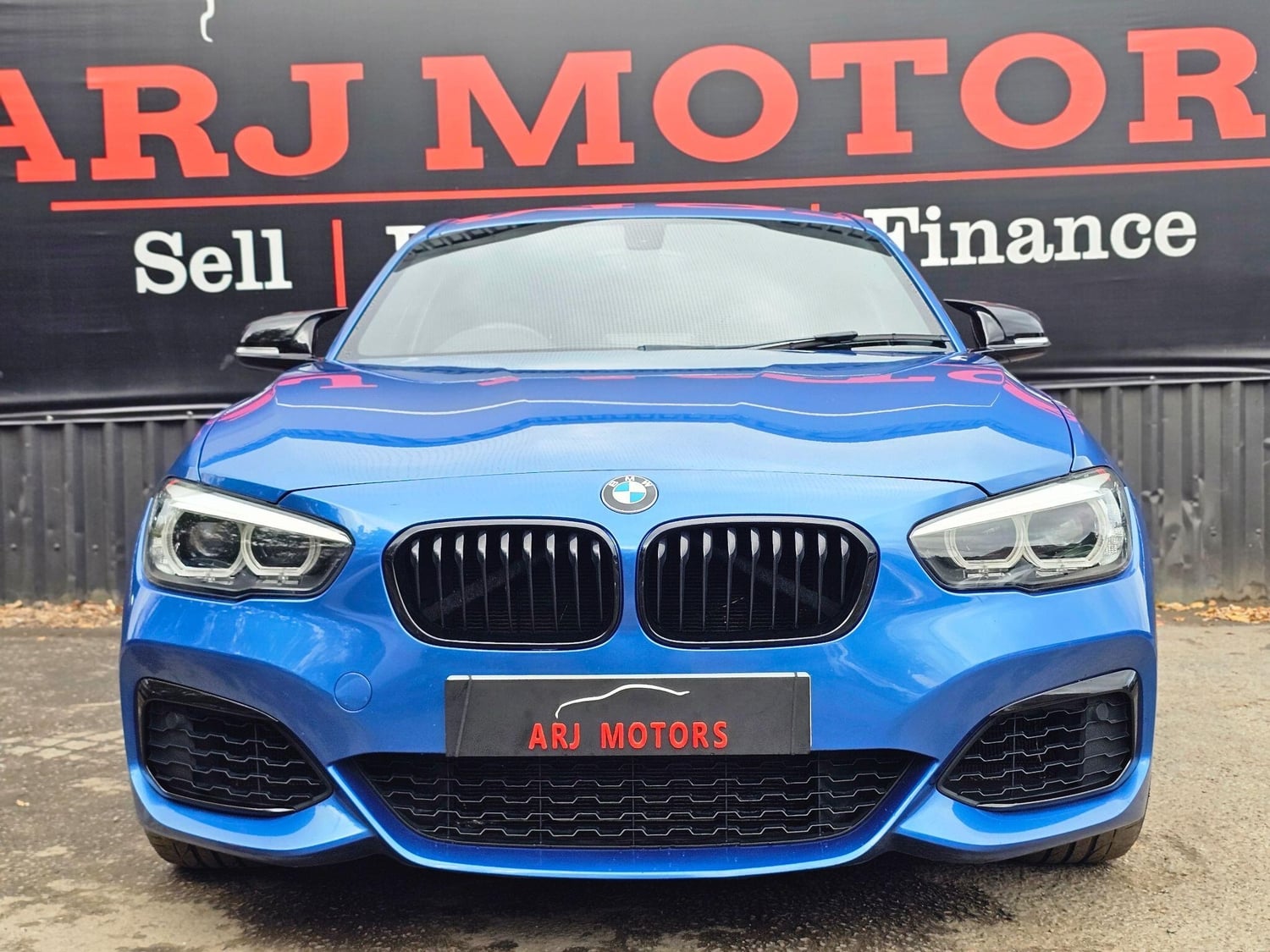 BMW 1 Series 2018 - Cars
