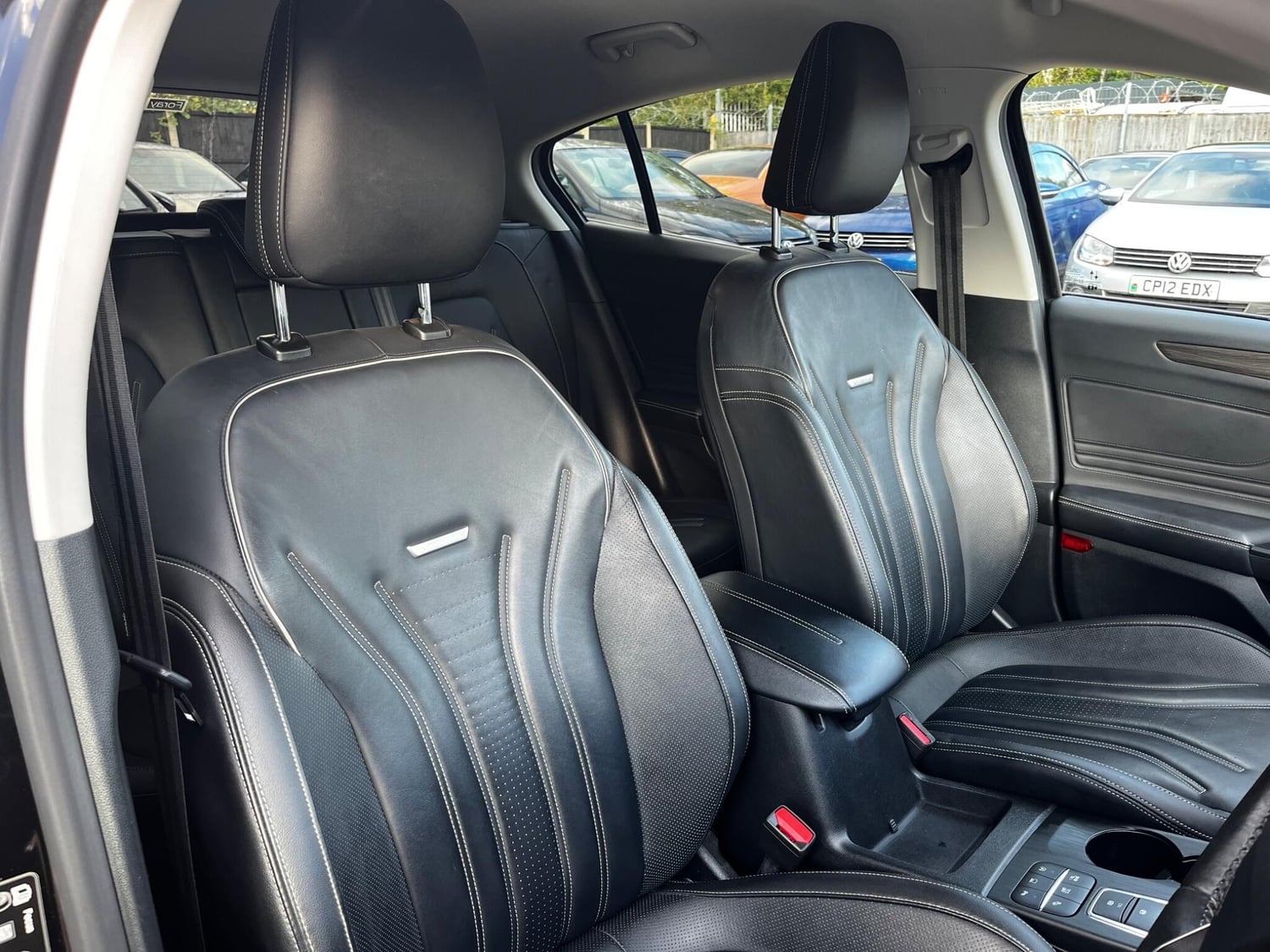 [ berth ]Ford Focus