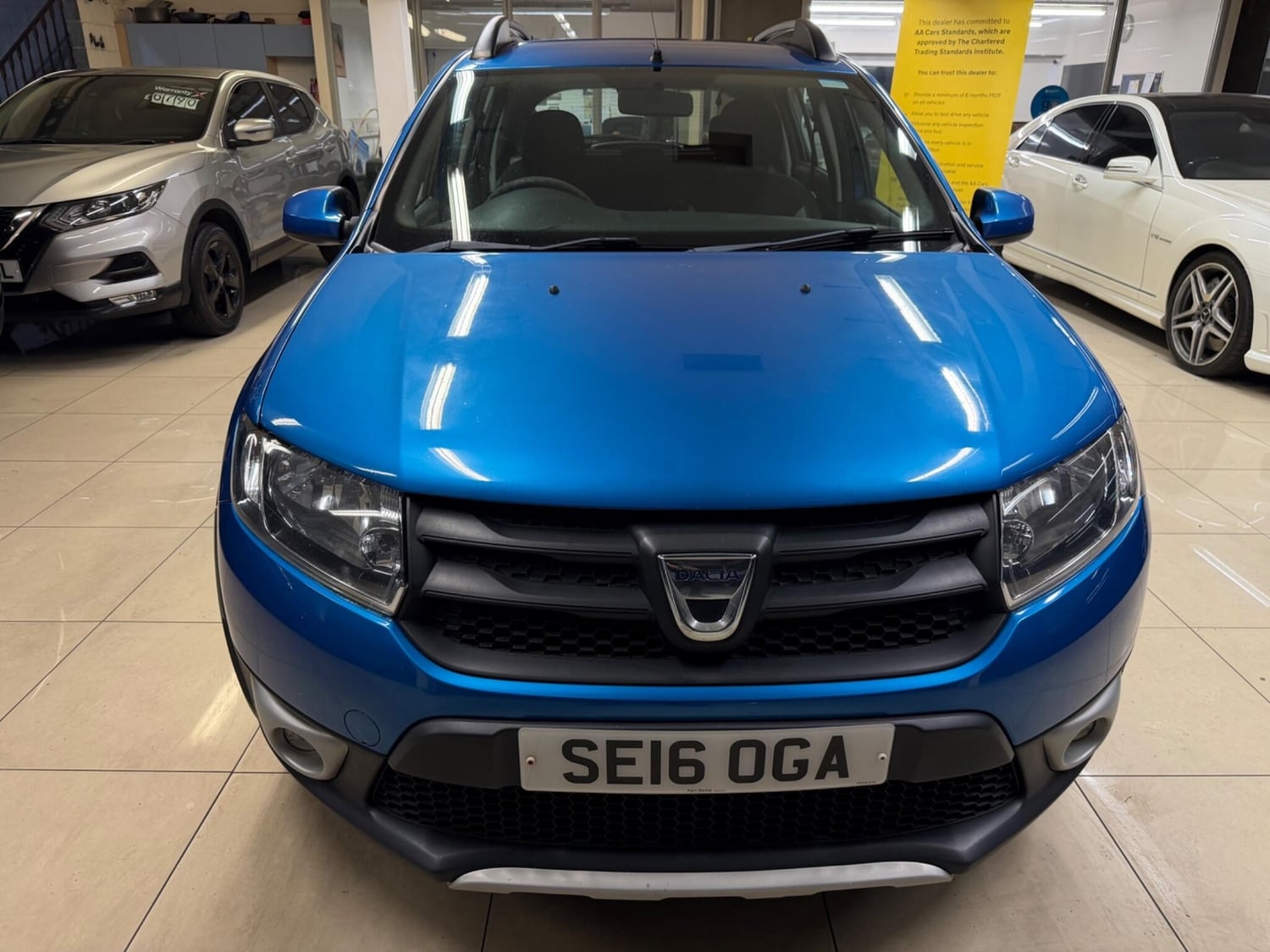 [ berth ]Dacia Sandero Stepway