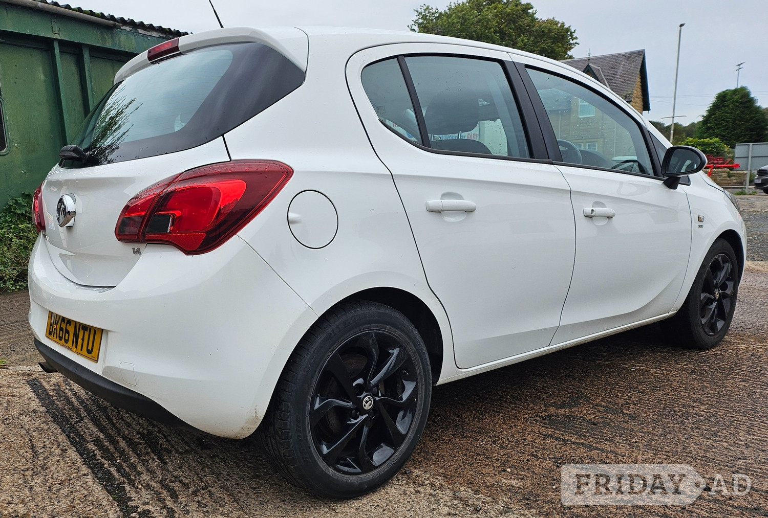 [ berth ]Vauxhall Corsa