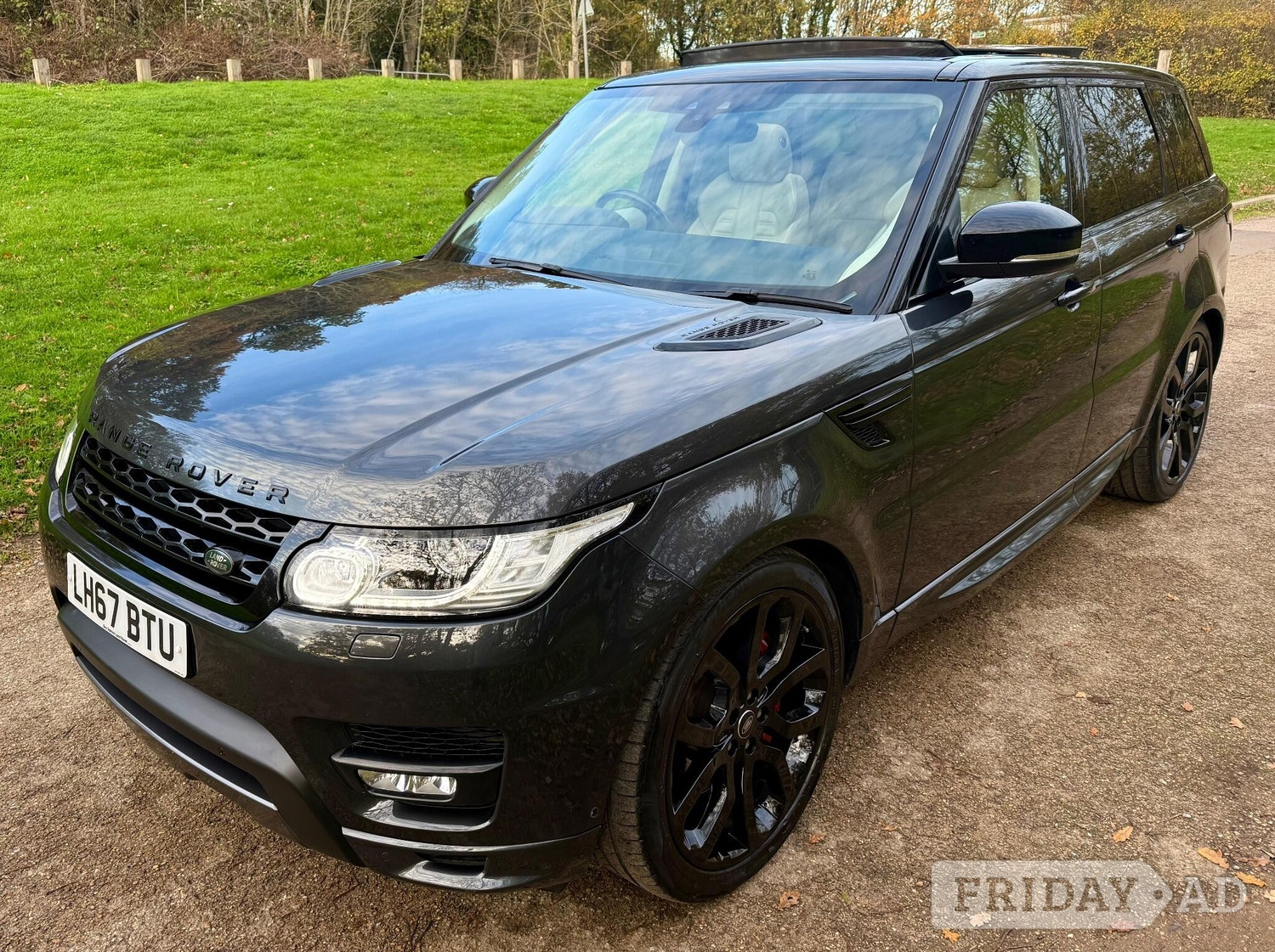 [ berth ]Land Rover Range Rover Sport