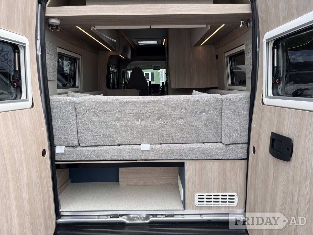 [2 berth ]Wildax Europa XL
