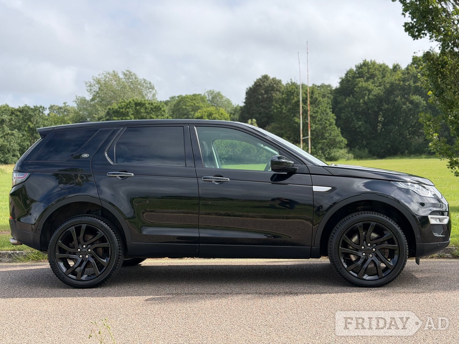 Land Rover Discovery Sport 2017 - Cars in Fareham