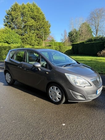 Vauxhall Meriva 2011