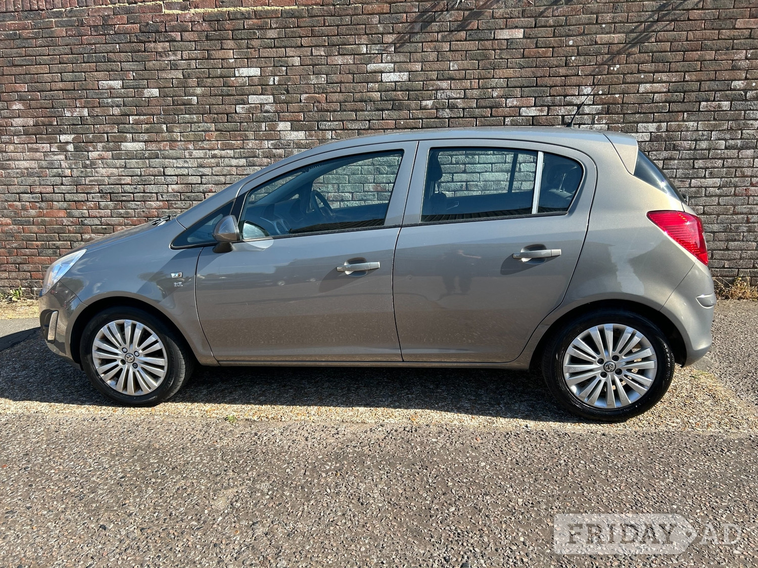 [ berth ]Vauxhall Corsa