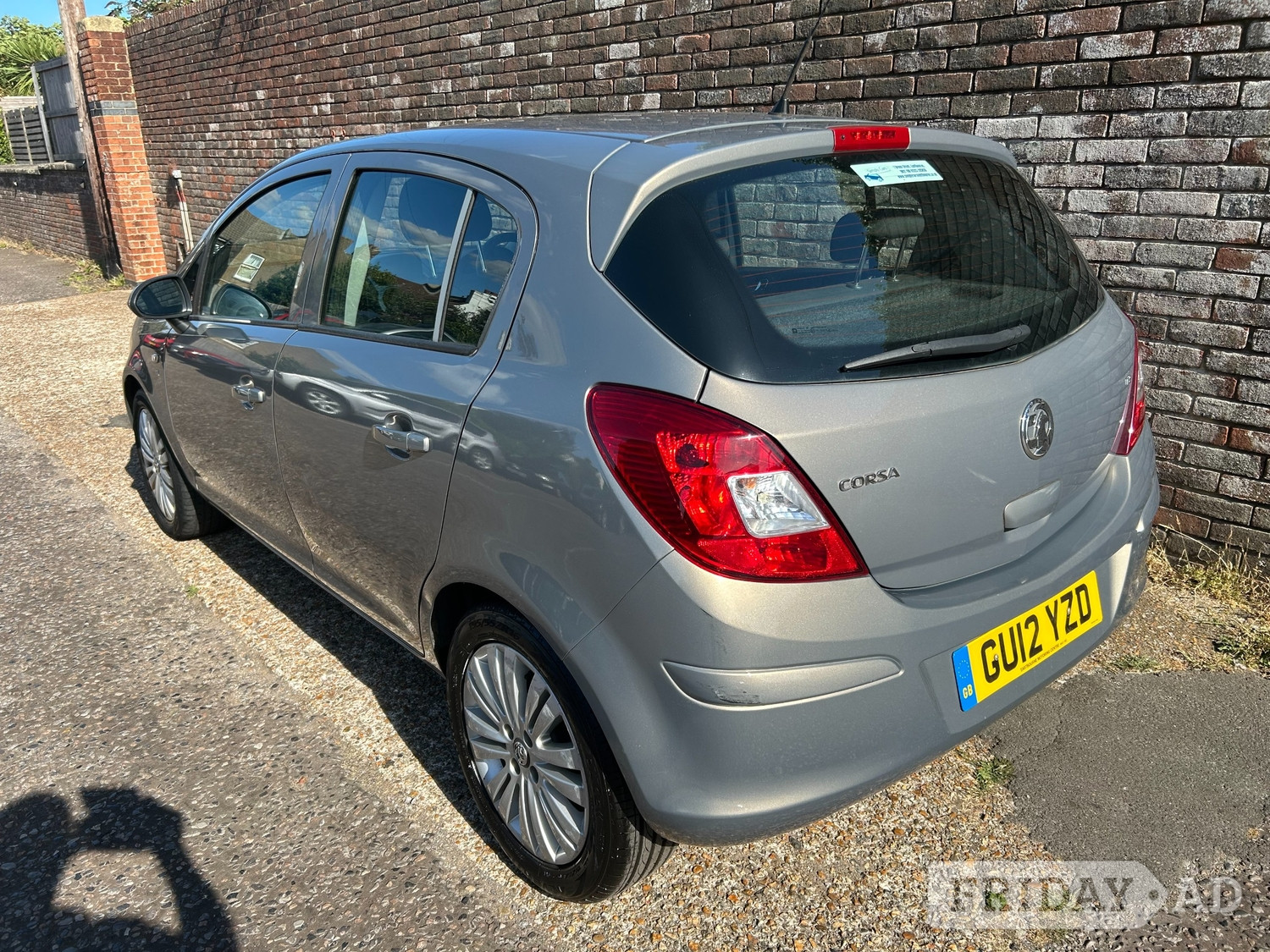 Vauxhall Corsa 2012 - Cars in Eastbourne
