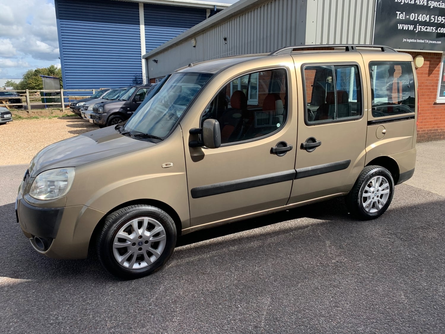 Fiat Doblo 2007 - Cars