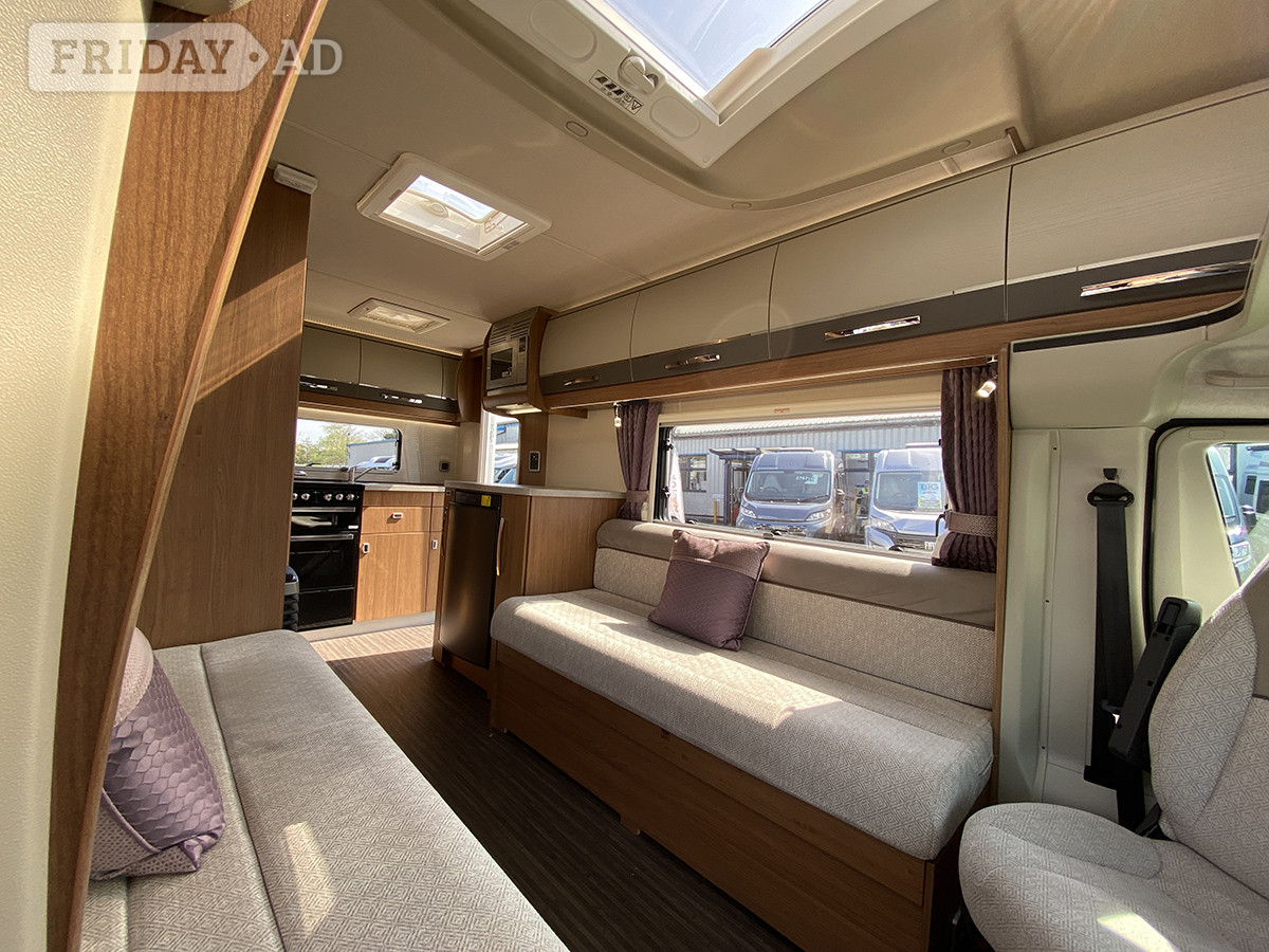Auto-Trail Tracker EKS 2021 for sale - Motorhomes & Caravans