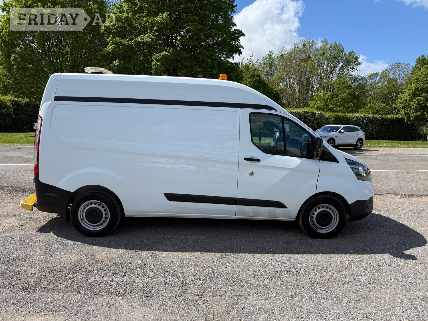 Ford Transit Custom 2018 - Vans & Commercial Vehicles in Chertsey