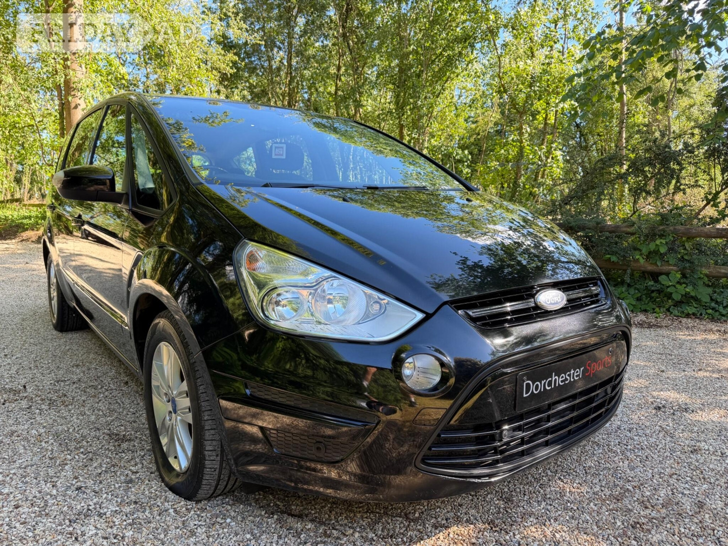 [ berth ]Ford S-Max