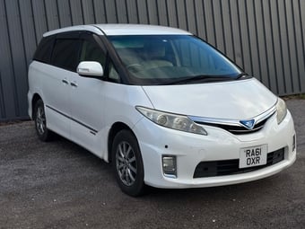 Toyota Estima 2011