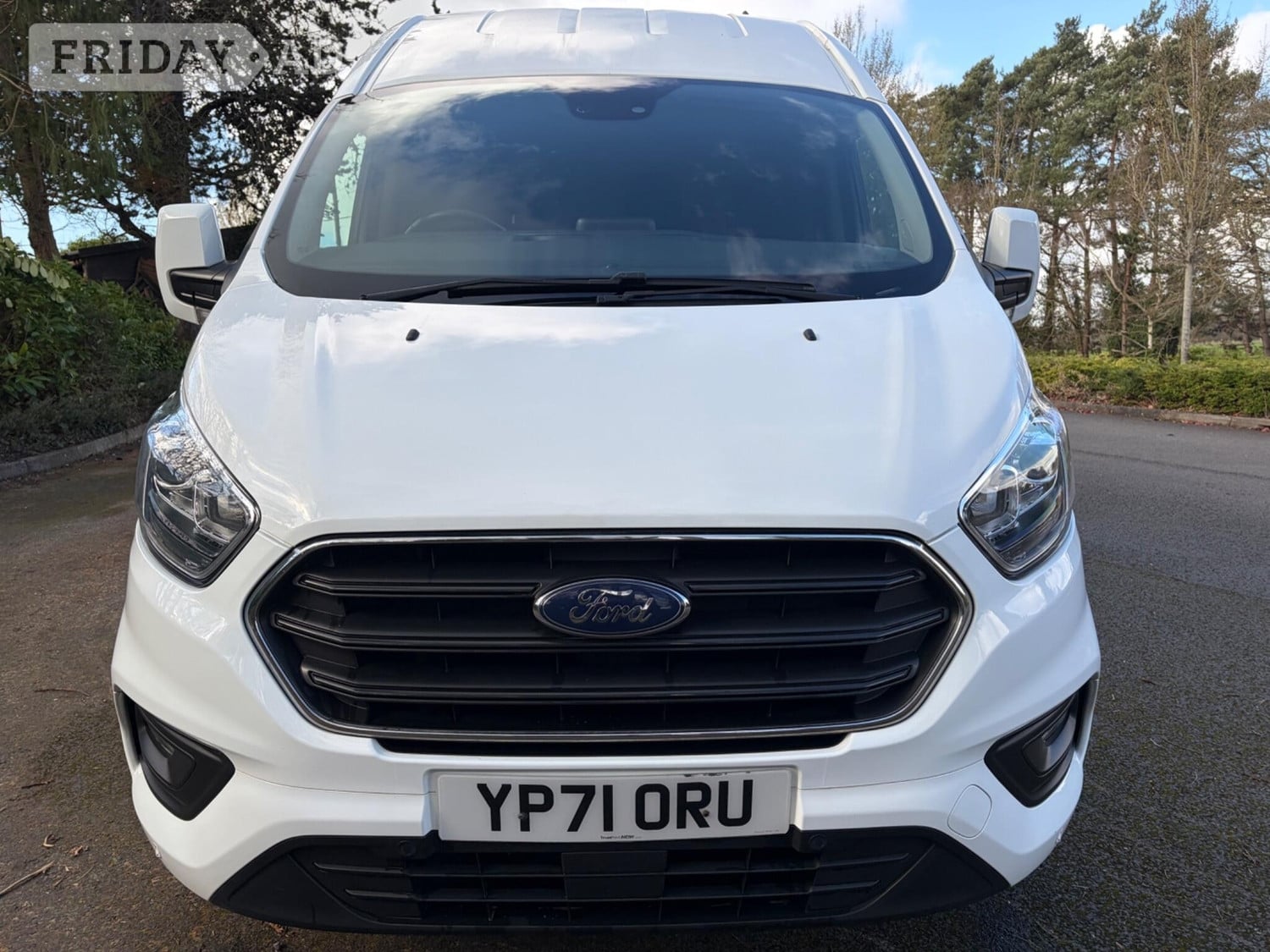 Ford Transit Custom Hook