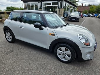 Mini Hatch 2017