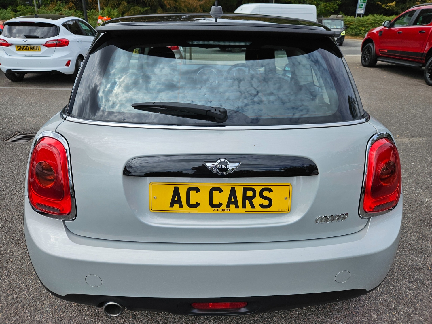 [ berth ]Mini Hatch