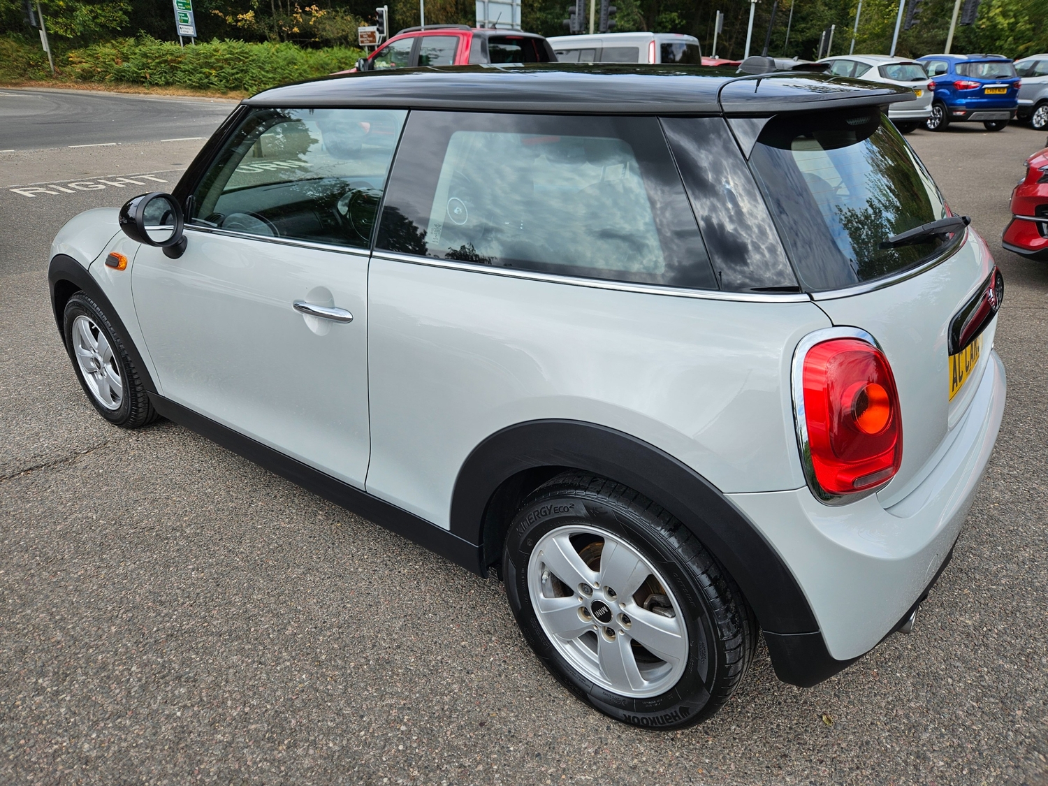 Mini Hatch 2017 - Cars in Forest Row
