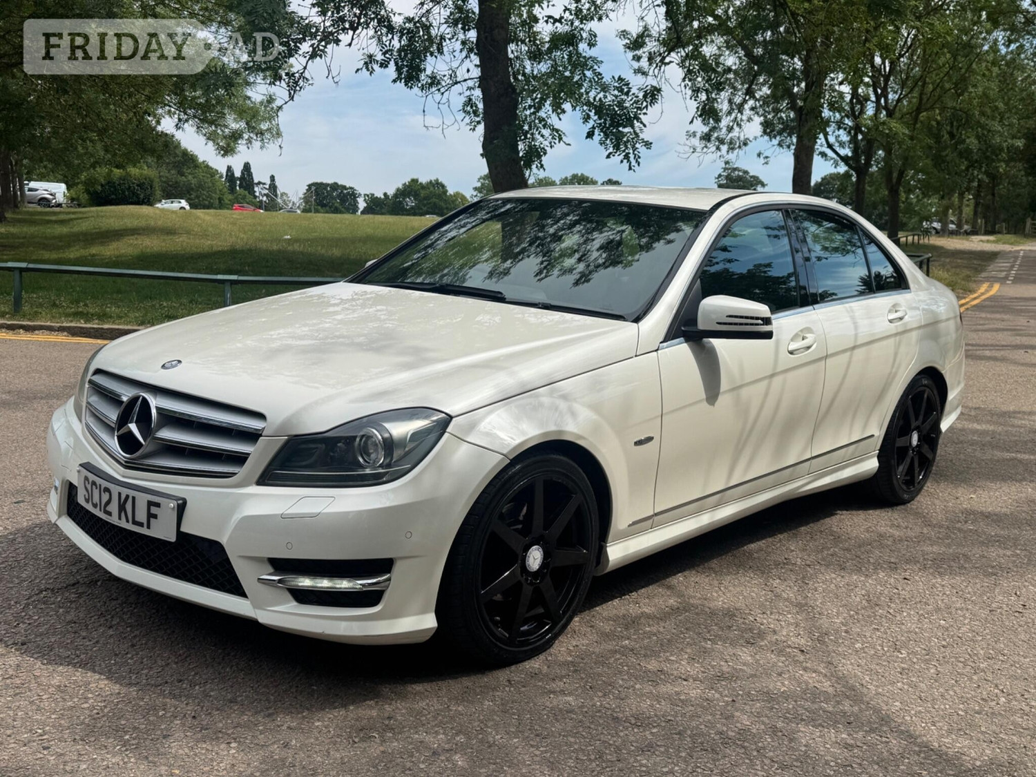 [ berth ]Mercedes-Benz C Class