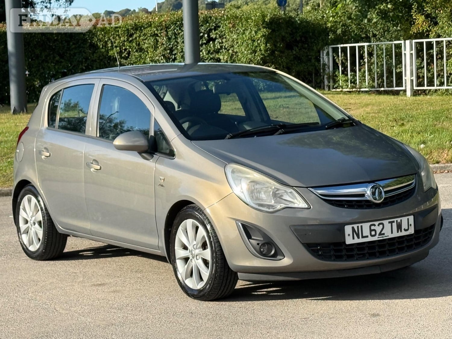[ berth ]Vauxhall Corsa