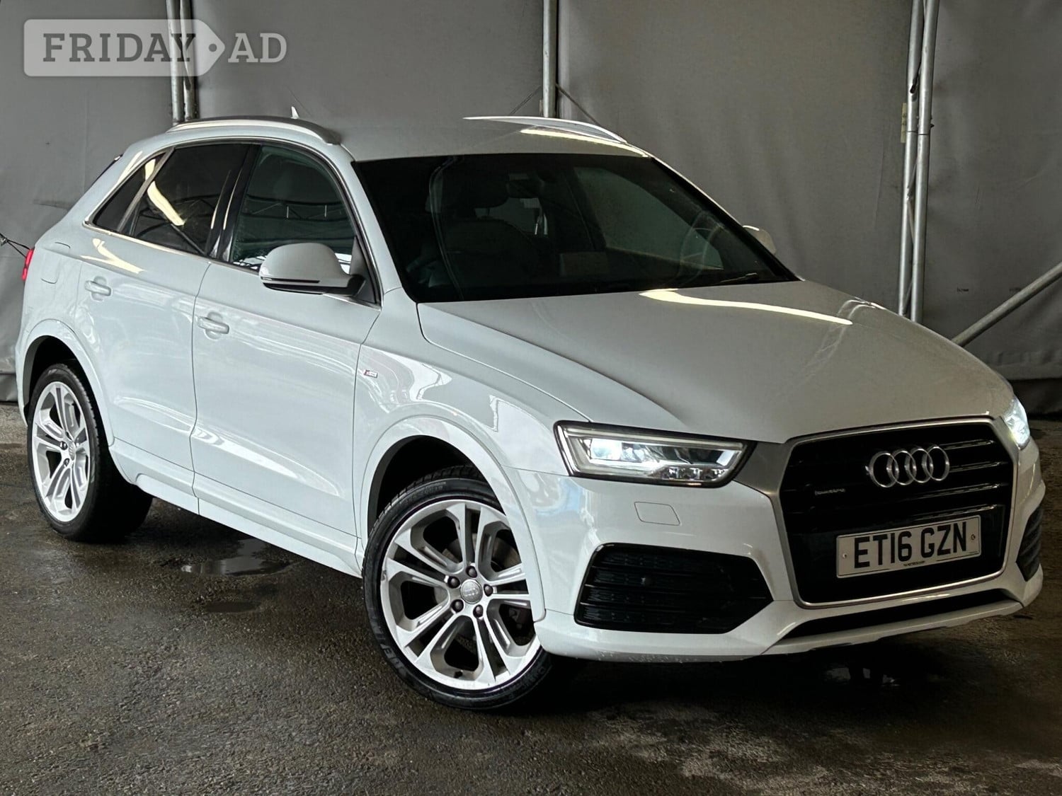 Audi Q3 2016 in Manchester