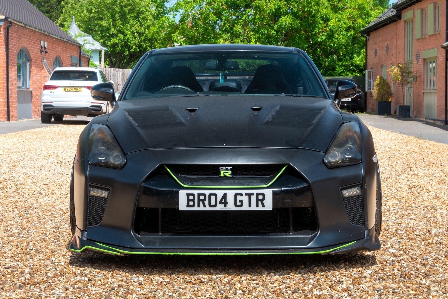 Nissan GT-R Uttoxeter