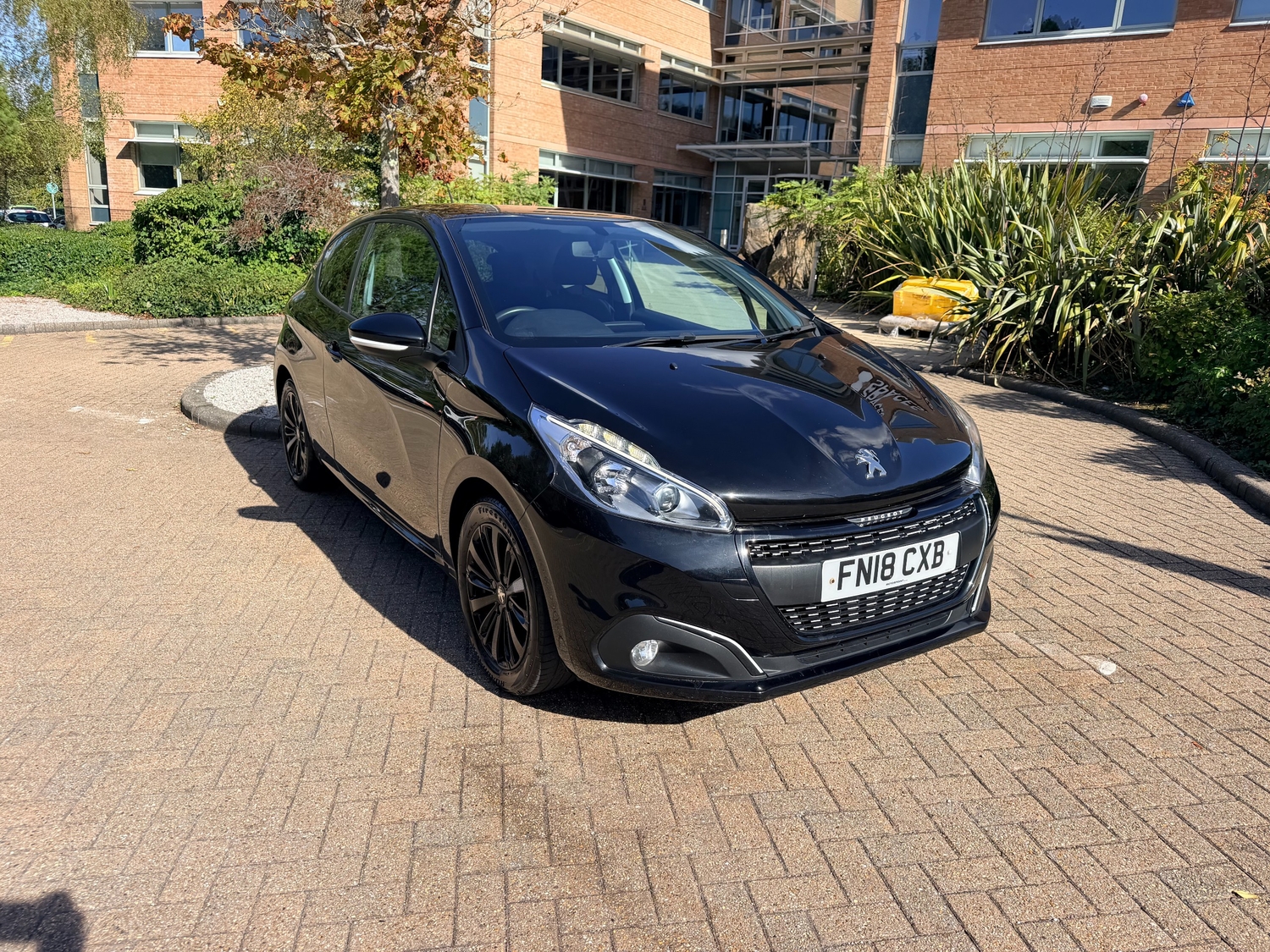 Peugeot 208 2018 - Cars in Fareham