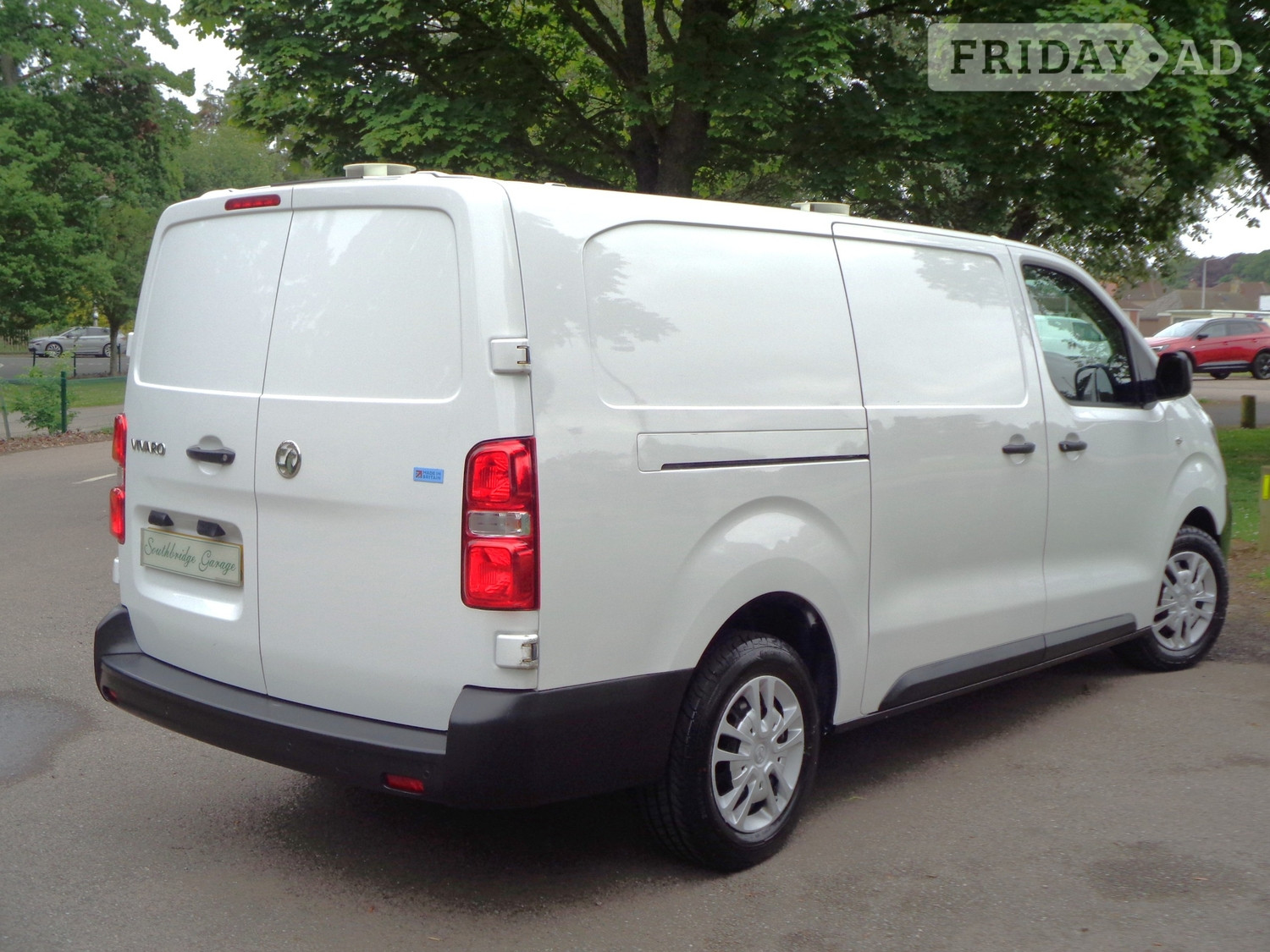 [ berth ]Vauxhall Vivaro