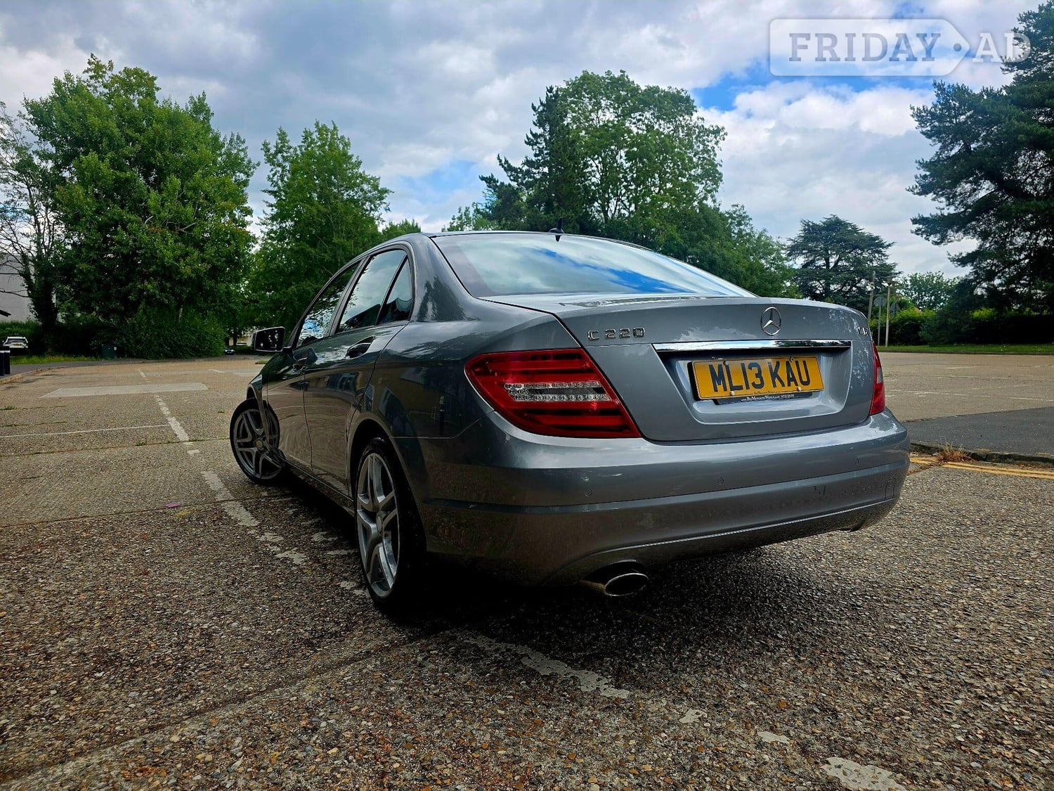 [ berth ]Mercedes-Benz C Class
