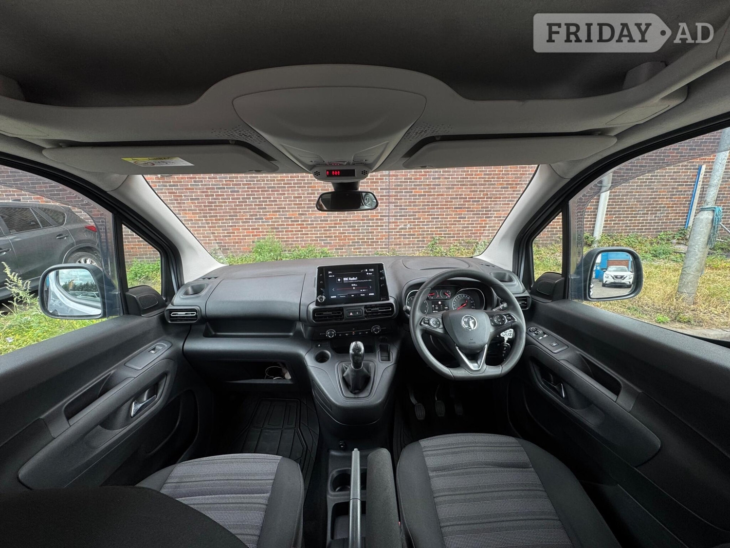 [ berth ]Vauxhall Combo Life