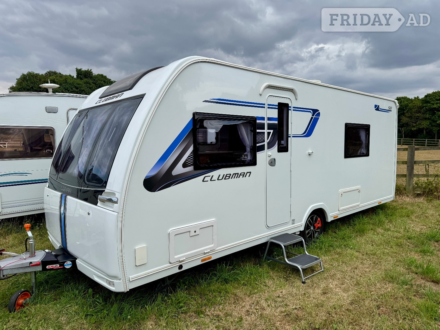 [ berth ]Lunar Clubman SB