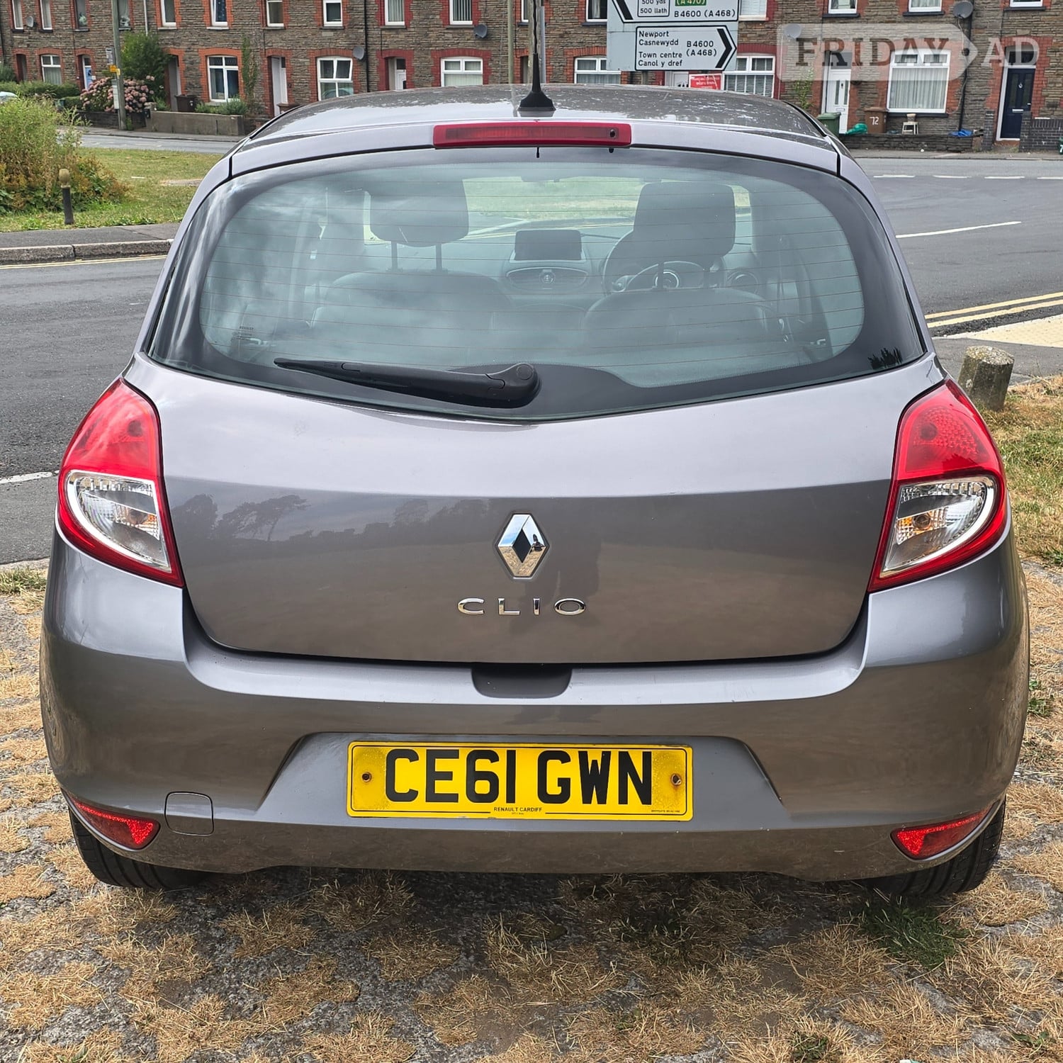 Renault Clio 2011 - Cars in Caerphilly