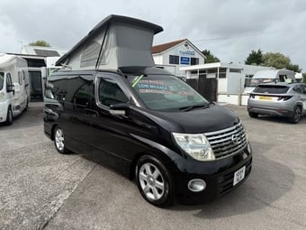 Nissan Elgrand 2004