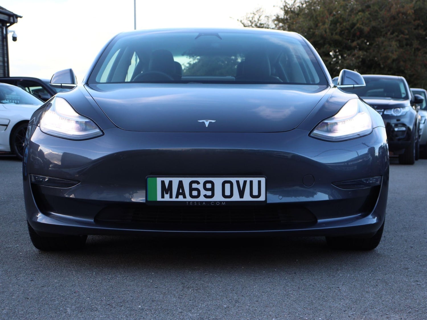 Tesla Model 3 2019 - Cars