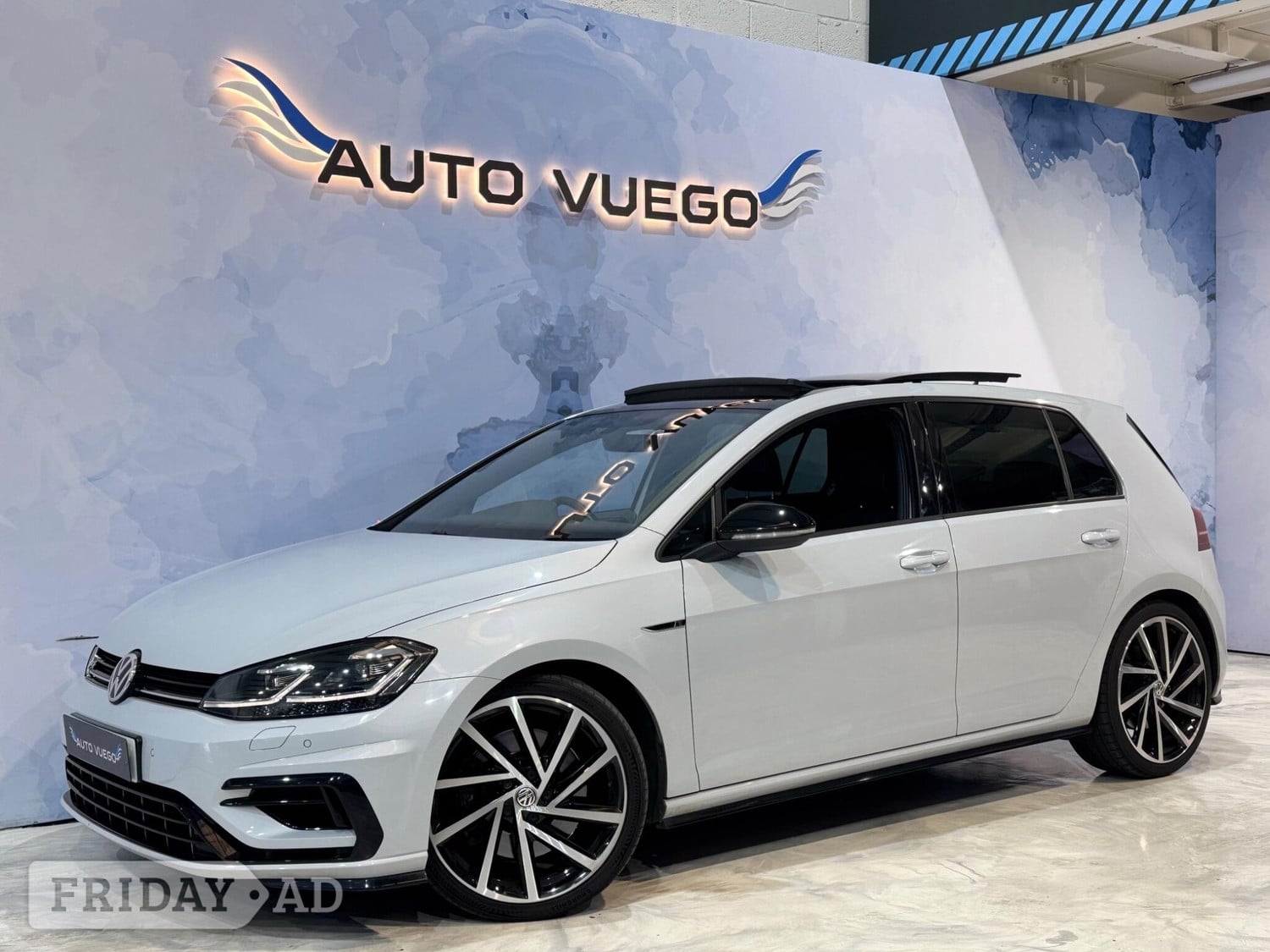 Volkswagen Golf 2019 in Uxbridge