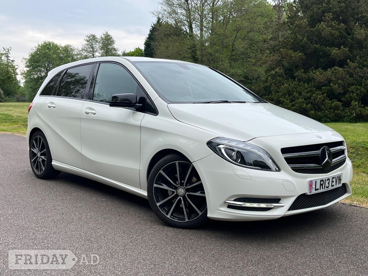 Mercedes-Benz B Class 2013 in Chertsey