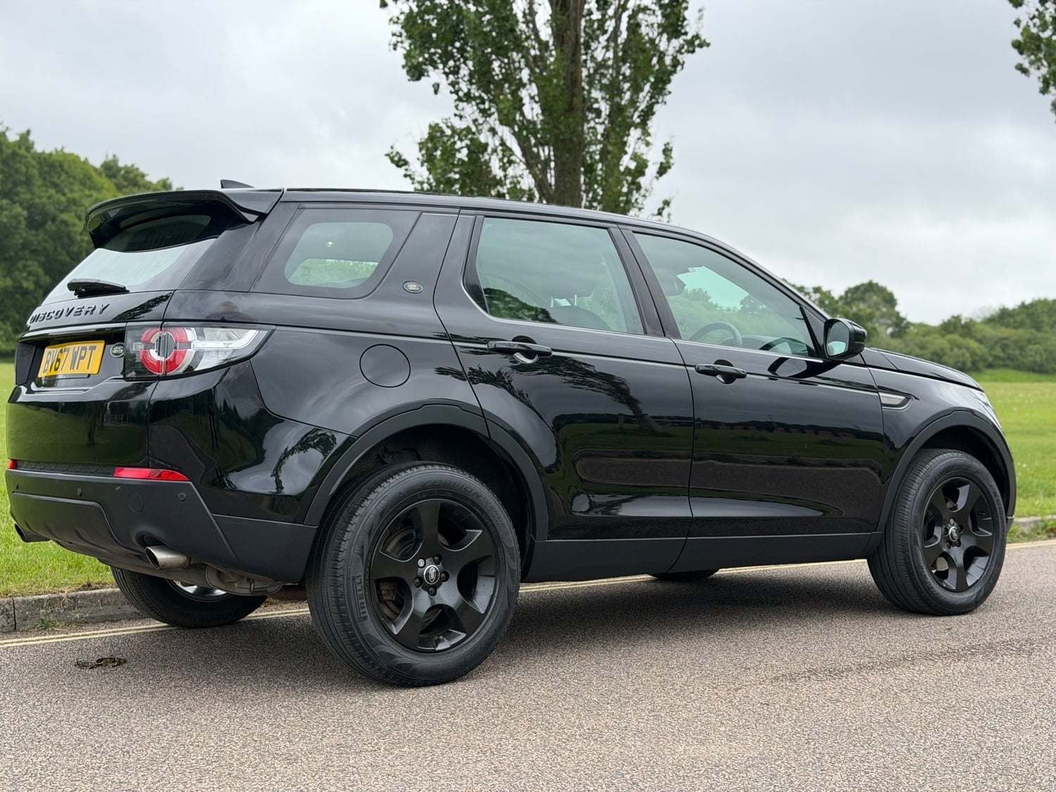 Land Rover Discovery Sport 2017 - Cars
