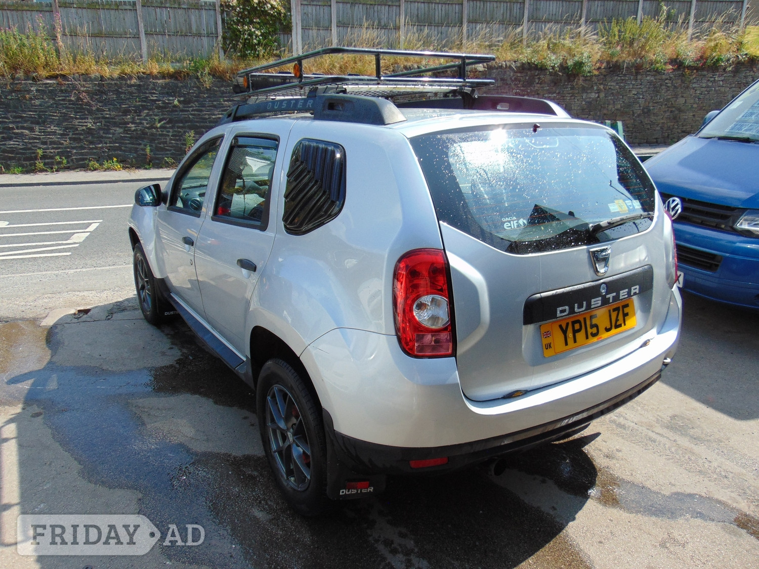 [ berth ]Dacia Duster